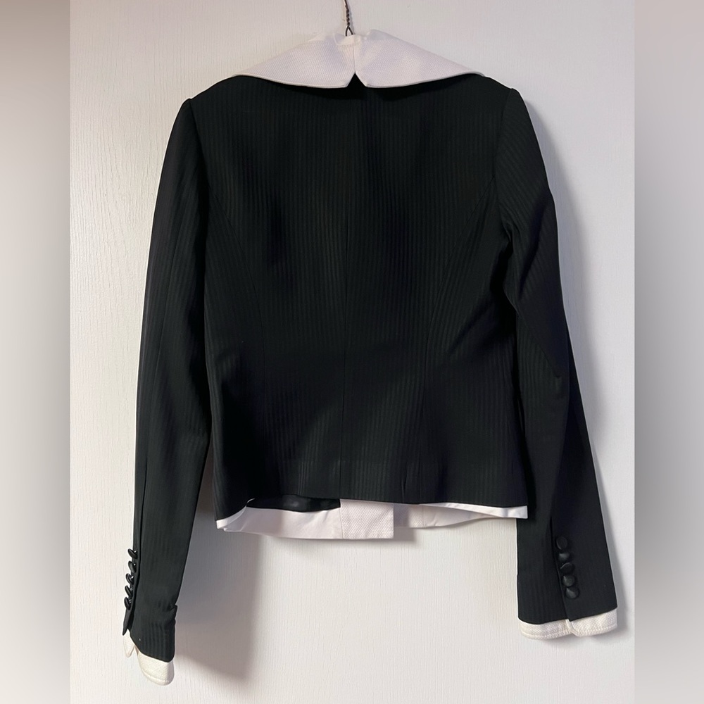 BCBG MaxAzria Blazer Jacket - size XS - Picture 2 of 8